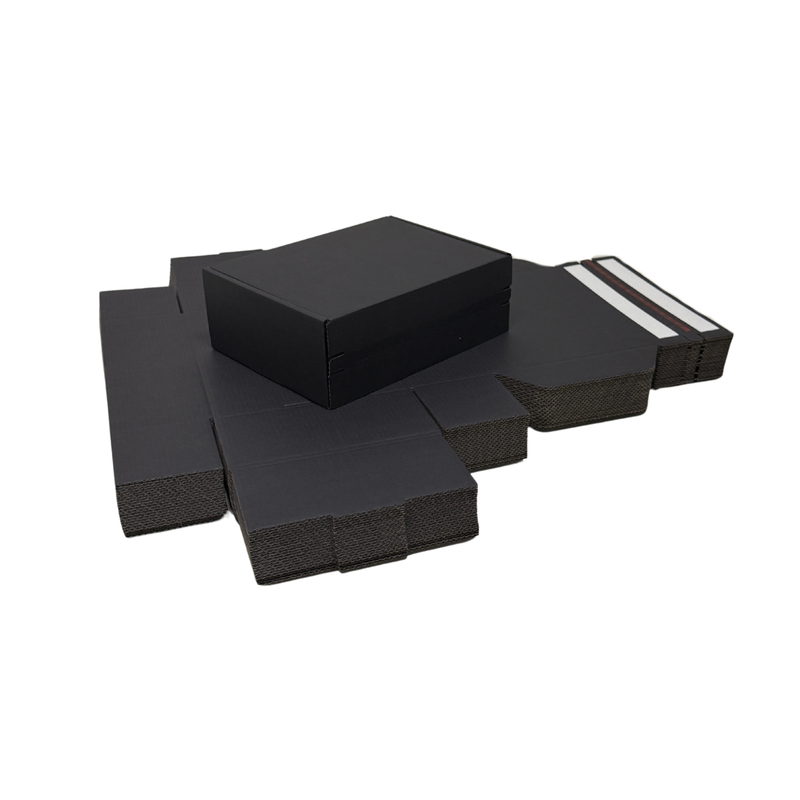 Full Black Self Sealing Tuck Front Box 220 × 160 × 77 mm – Shipping & Gift Packaging